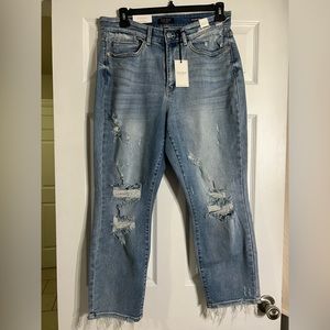 JUDY BLUE 90’S HI RISE SLIM STRAIGHT LEG DISTRESSED DENIM 16W